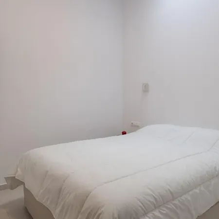 Parikia's Cosy Jewel Apartment