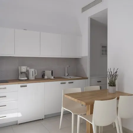 Parikia's Cosy Jewel *